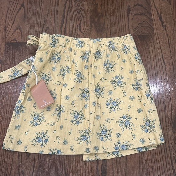 NWT Yellow and Blue Linen Floral Skirt - Picture 2 of 2